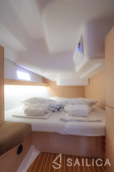 Elan 45 Impression - Yacht Charter Sailica