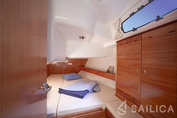 Bavaria 37 Cruiser - Yacht Charter Sailica