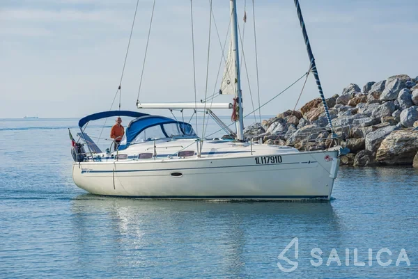 Bavaria 37 Cruiser - Yacht Charter Sailica