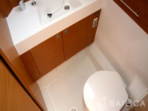 Sun Odyssey 479 - Yacht Charter Sailica