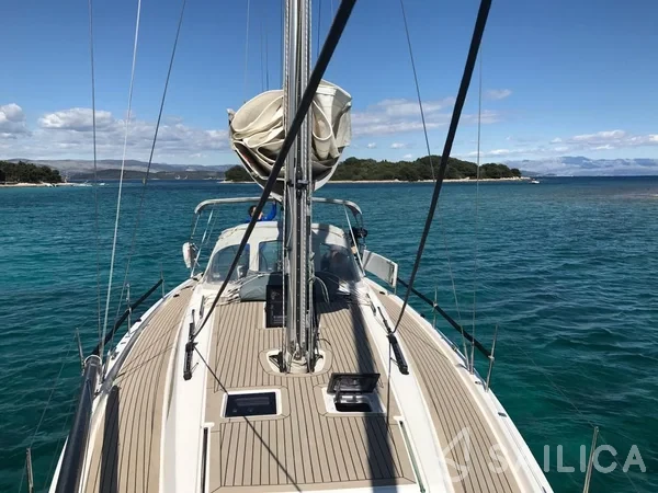 X 4-3 - Yacht Charter Sailica