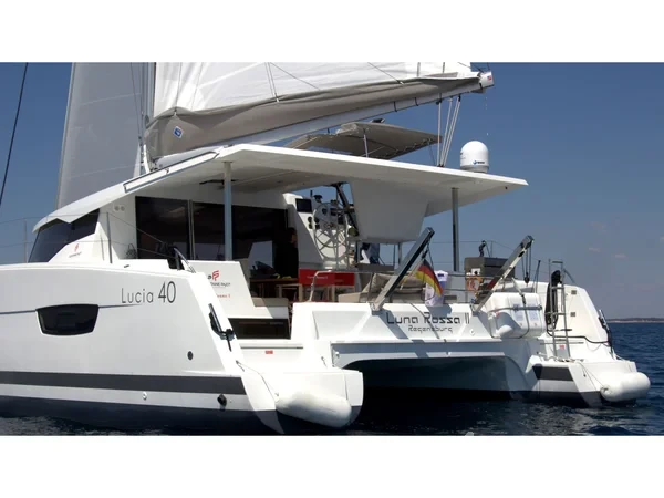 Lucia 40 - Yacht Charter Sailica