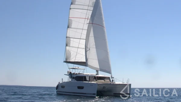 Lucia 40 - Yacht Charter Sailica