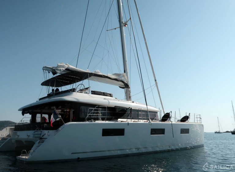 Lagoon 620 - Yacht Charter Sailica