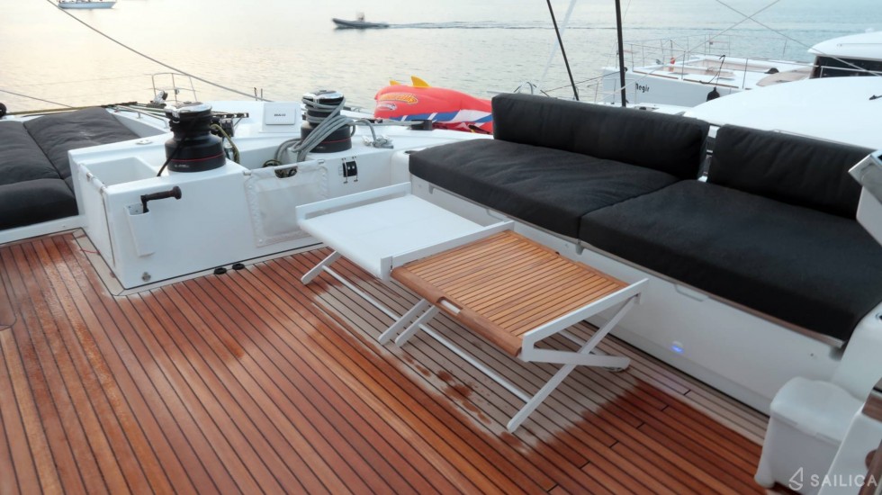 Lagoon 620 - Yacht Charter Sailica