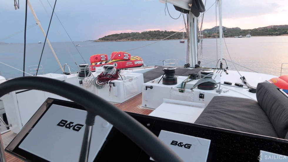 Lagoon 620 - Yacht Charter Sailica
