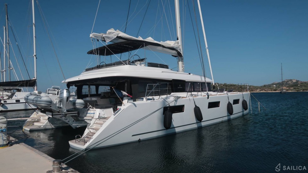 Lagoon 620 - Yacht Charter Sailica