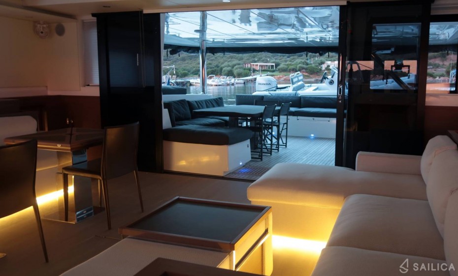 Lagoon 620 - Yacht Charter Sailica