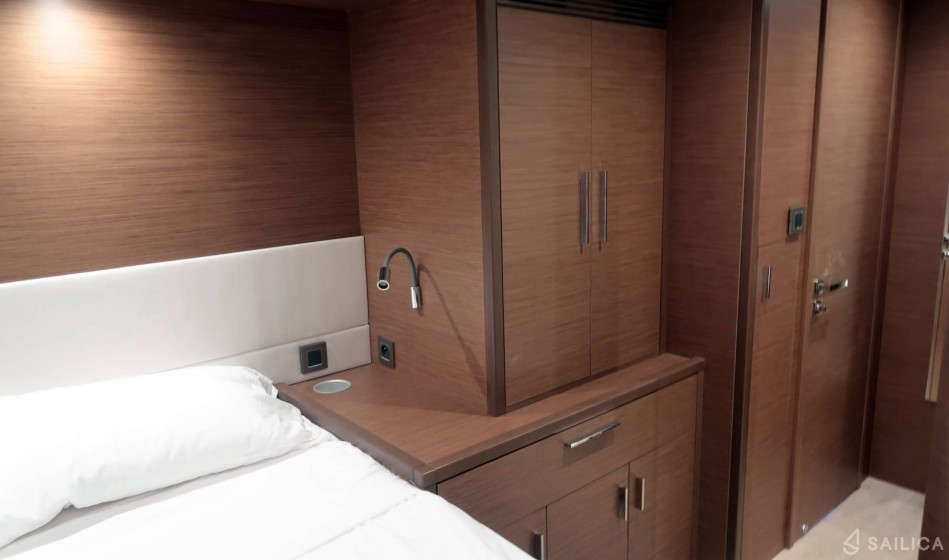 Lagoon 620 - Yacht Charter Sailica