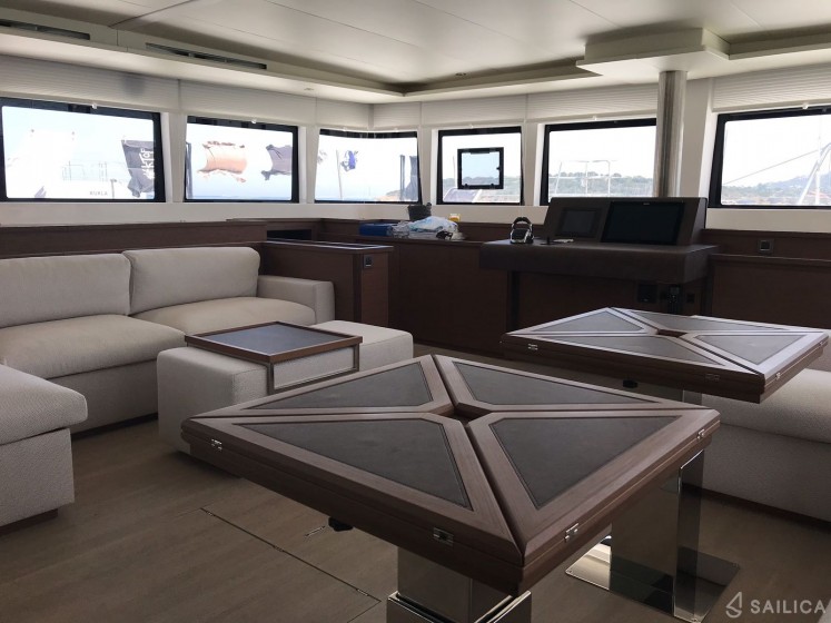 Lagoon 620 - Yacht Charter Sailica