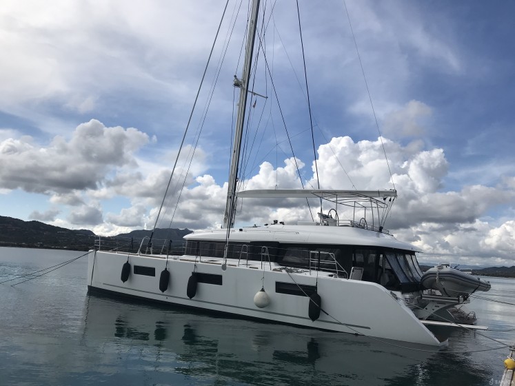 Lagoon 620 - Yacht Charter Sailica