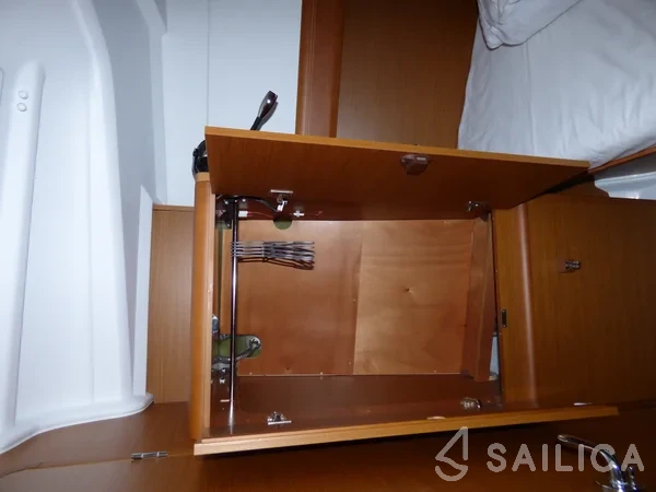Sun Odyssey 389 - Yacht Charter Sailica
