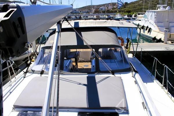 Bavaria C45 Style - Yacht Charter Sailica