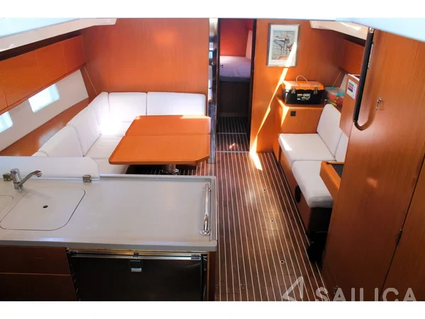 Bavaria C45 Style - Yacht Charter Sailica