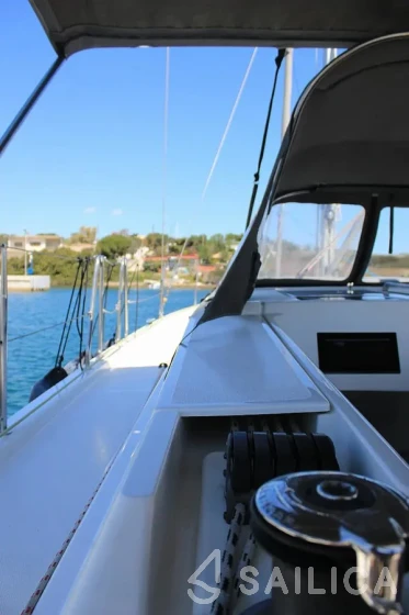 Bavaria C45 Style - Yacht Charter Sailica