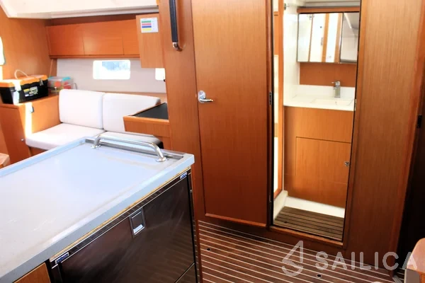Bavaria C45 Style - Yacht Charter Sailica