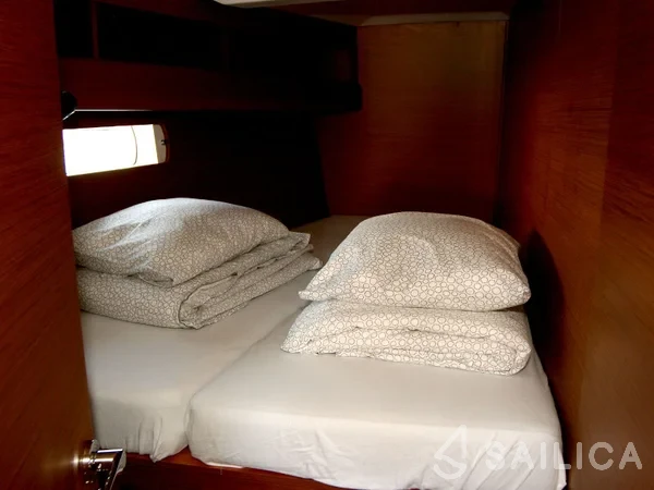 Sun Odyssey 479 - Yacht Charter Sailica