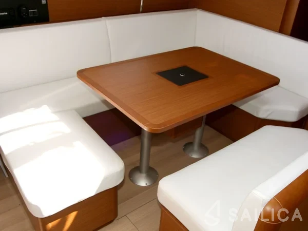 Sun Odyssey 479 - Yacht Charter Sailica