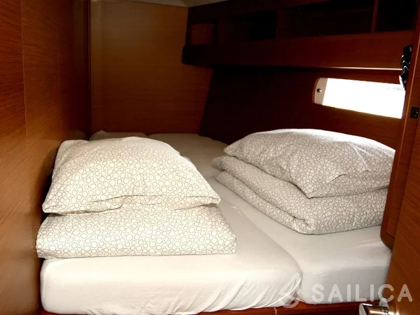 Sun Odyssey 479 - Yacht Charter Sailica