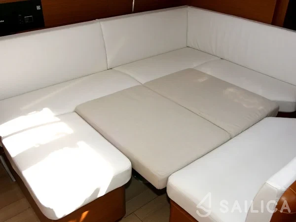 Sun Odyssey 479 - Yacht Charter Sailica