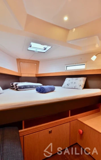 Bavaria 41 Cruiser - Yacht Charter Sailica