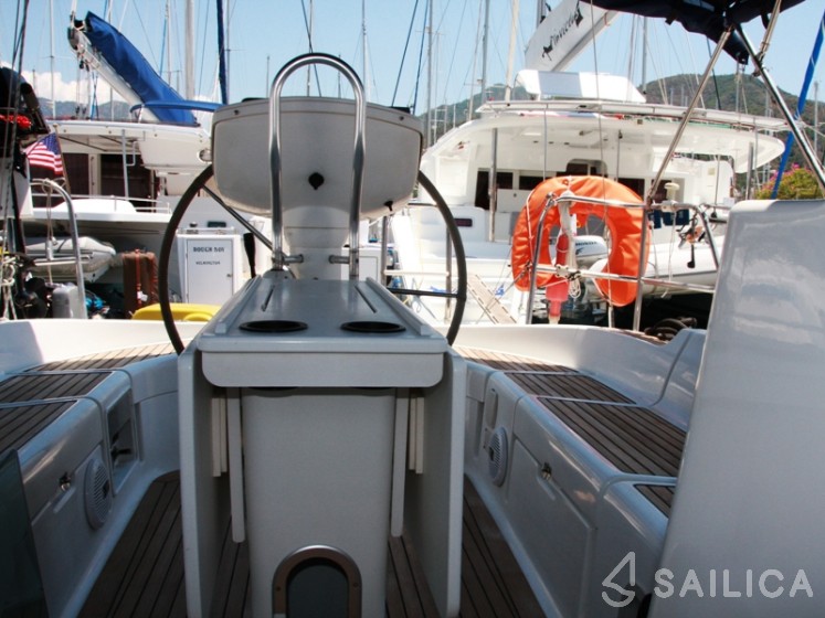 Sun Odyssey 37 - Yacht Charter Sailica