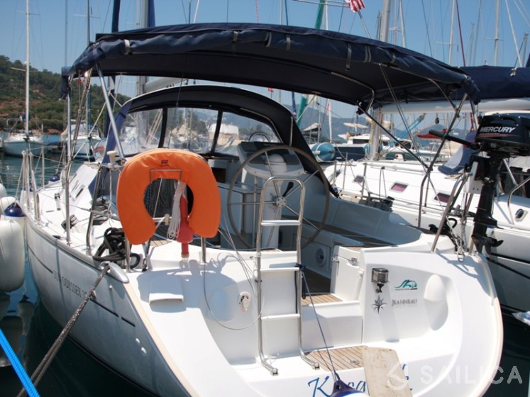 Sun Odyssey 37 - Yacht Charter Sailica