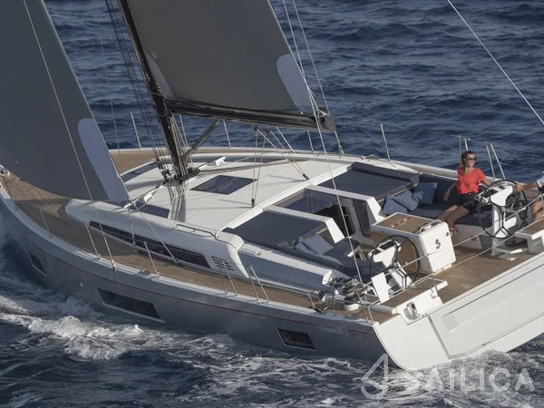 Oceanis 51.1 - Yacht Charter Sailica