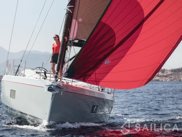 Oceanis 51.1 - Yacht Charter Sailica