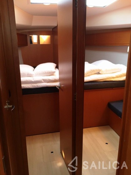 Bavaria 46 Cruiser - Yacht Charter Sailica