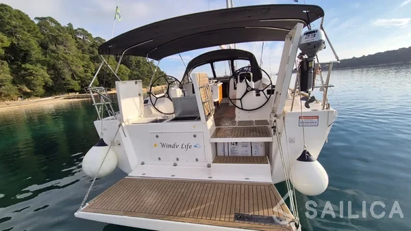 Dufour 460 GL - Yacht Charter Sailica