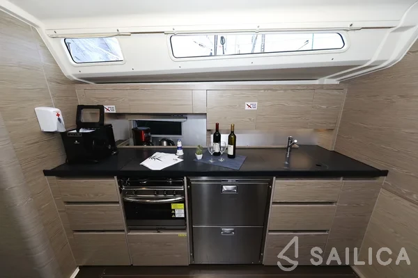 Hanse 508 - Yacht Charter Sailica