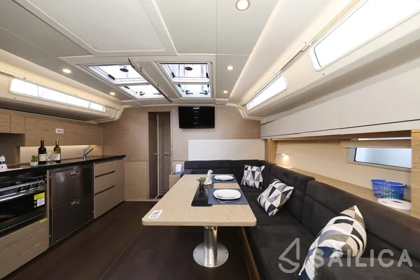 Hanse 508 - Yacht Charter Sailica