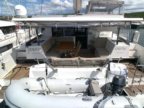 Lucia 40 - Yacht Charter Sailica