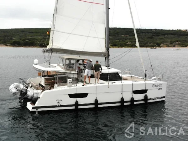 Lucia 40 - Yacht Charter Sailica