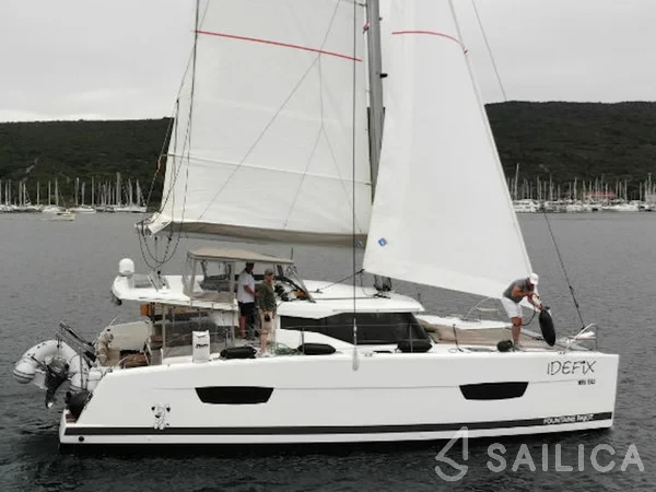 Lucia 40 - Yacht Charter Sailica
