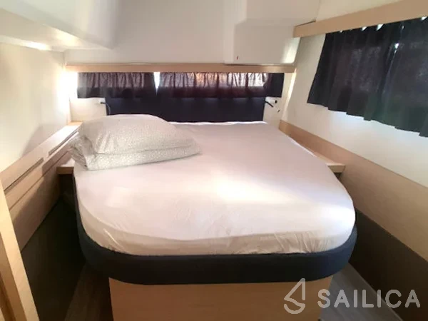 Lucia 40 - Yacht Charter Sailica