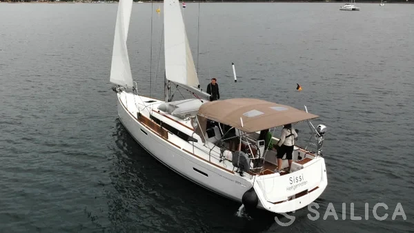 Sun Odyssey 389 - Yacht Charter Sailica
