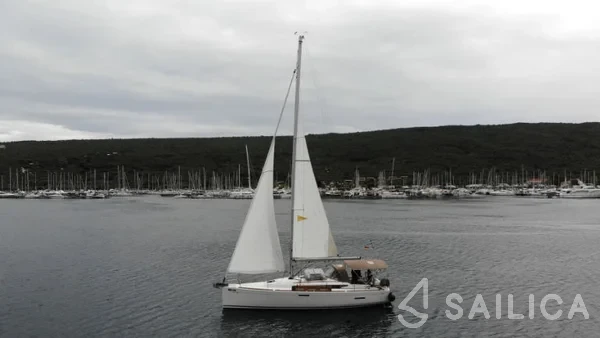 Sun Odyssey 389 - Yacht Charter Sailica