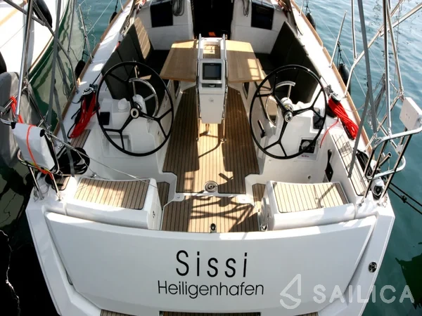 Sun Odyssey 389 - Yacht Charter Sailica