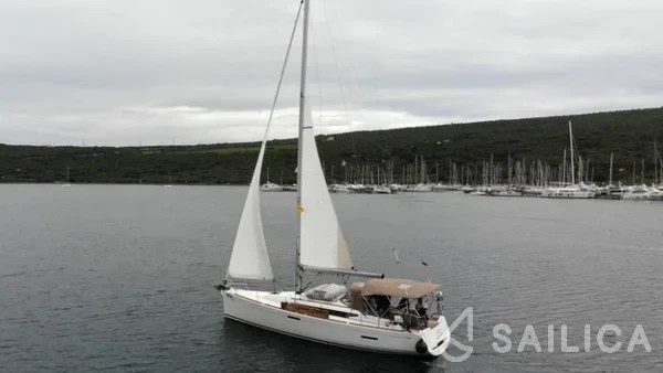 Sun Odyssey 389 - Yacht Charter Sailica