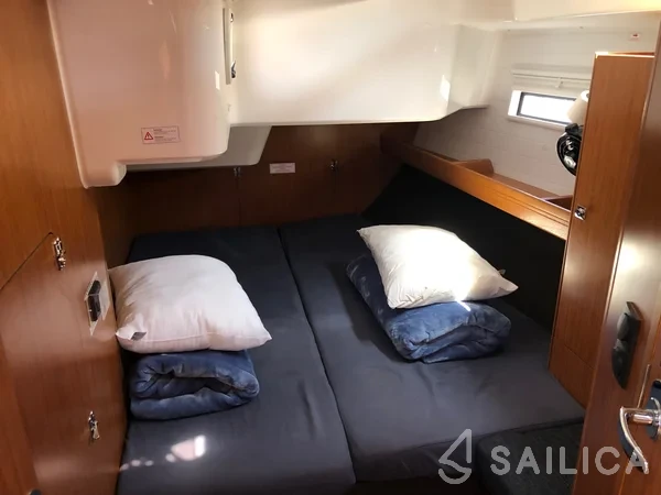 Bavaria 51 Cruiser - Yacht Charter Sailica