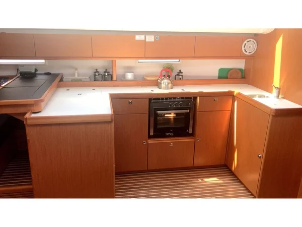 Bavaria 51 Cruiser - Yacht Charter Sailica