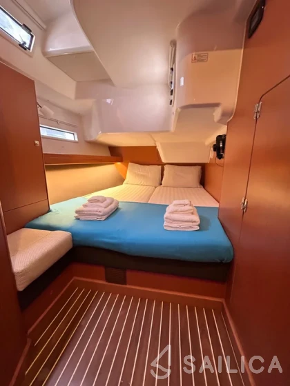 Bavaria 51 Cruiser - Yacht Charter Sailica