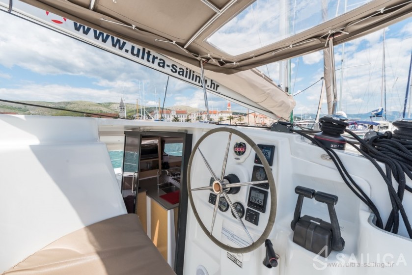 Lipari 41 - Yacht Charter Sailica