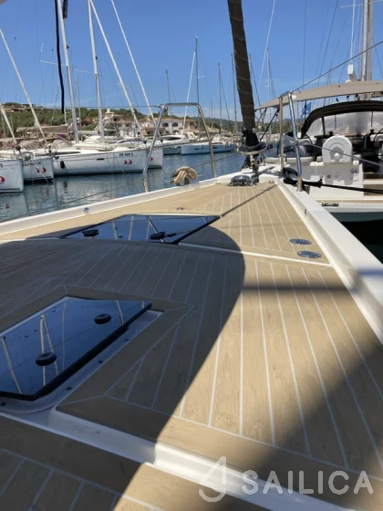 Dufour 56 Exclusive - Yacht Charter Sailica