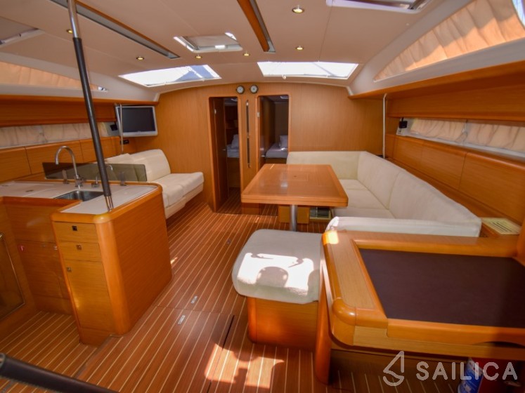 Jeanneau 53 - Yacht Charter Sailica