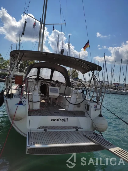 Bavaria 37 Cruiser - Yacht Charter Sailica