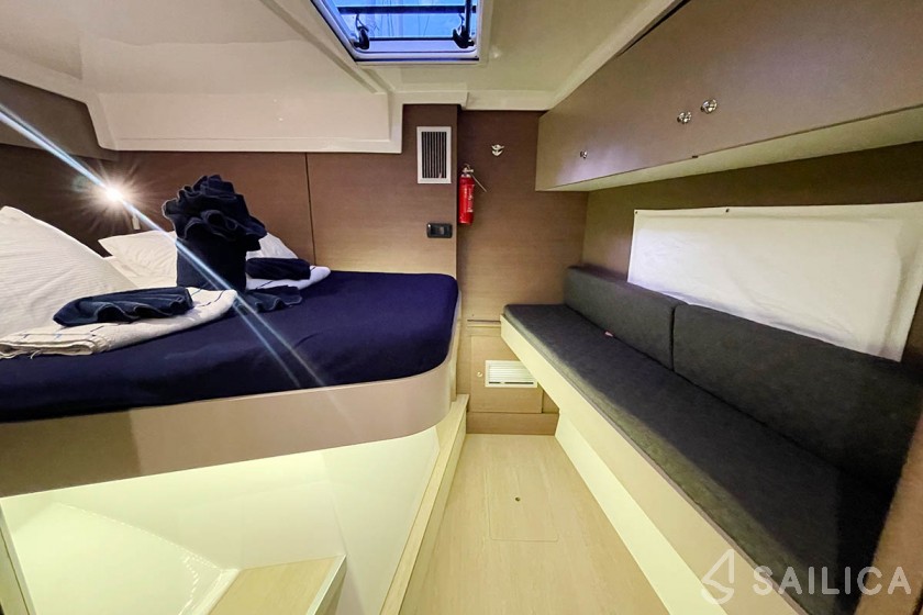 Bali Catspace - Yacht Charter Sailica