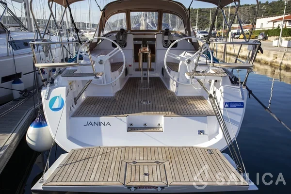 Elan 40 Impression - Yacht Charter Sailica